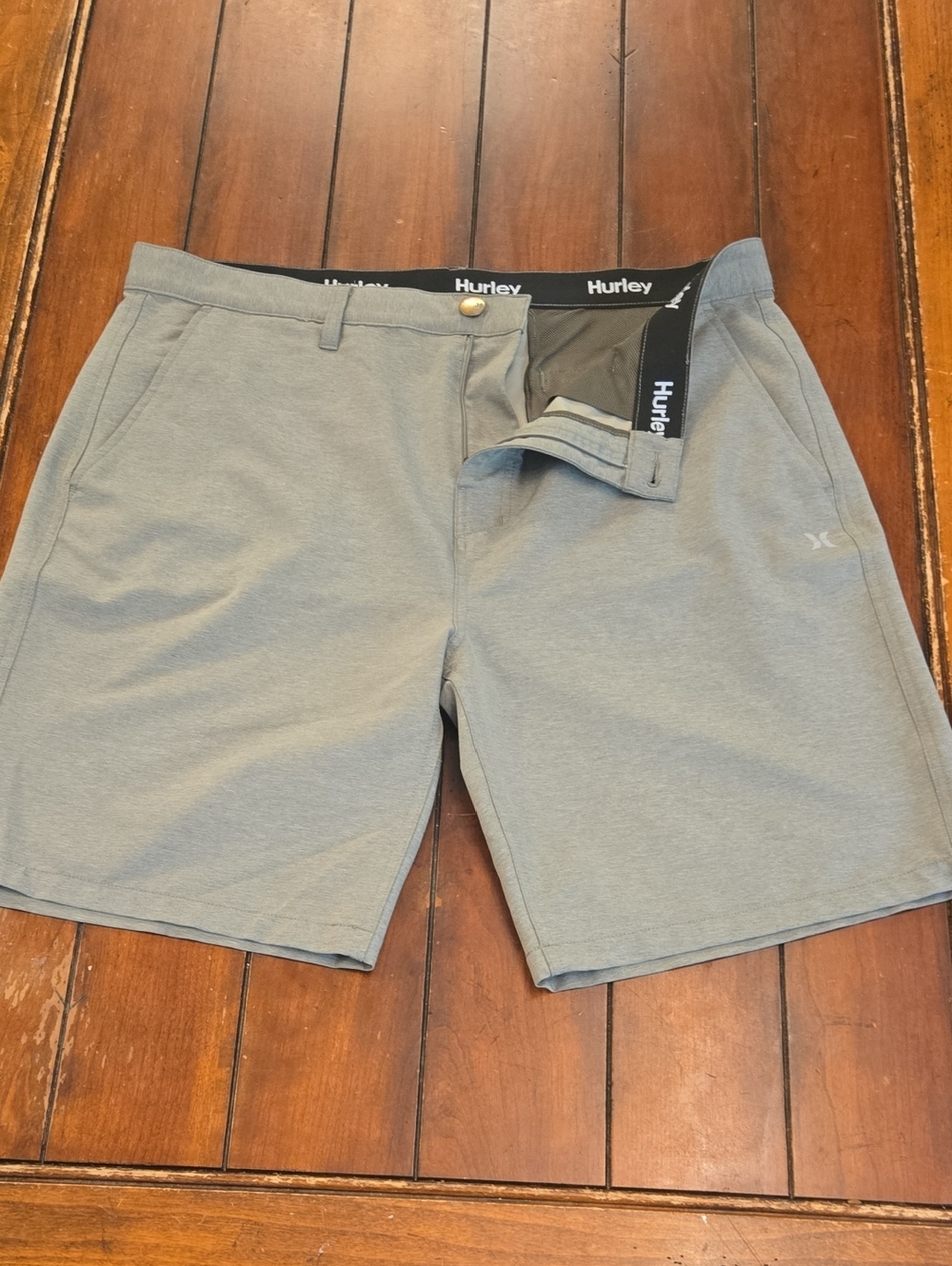 Hurley Men’s Light Green/khaki Flat Front Performance Shorts